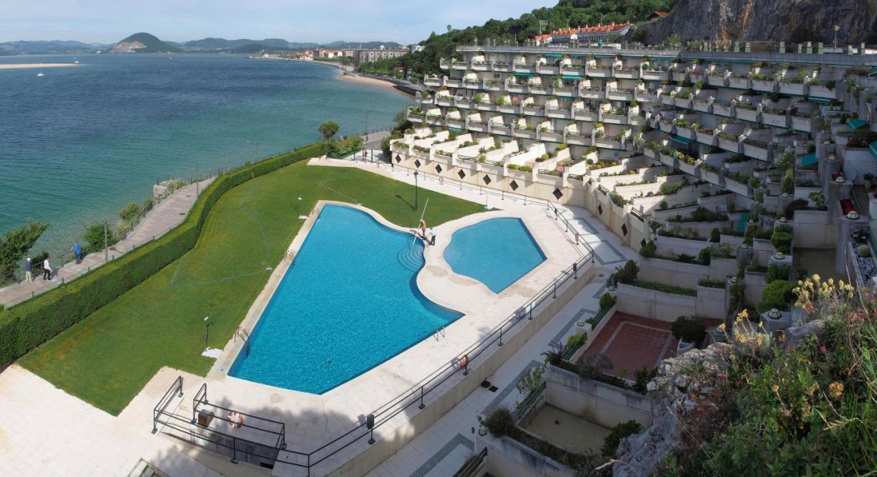 Vistamar. Primera Linea. Bahia De Santona Apartment Exterior photo